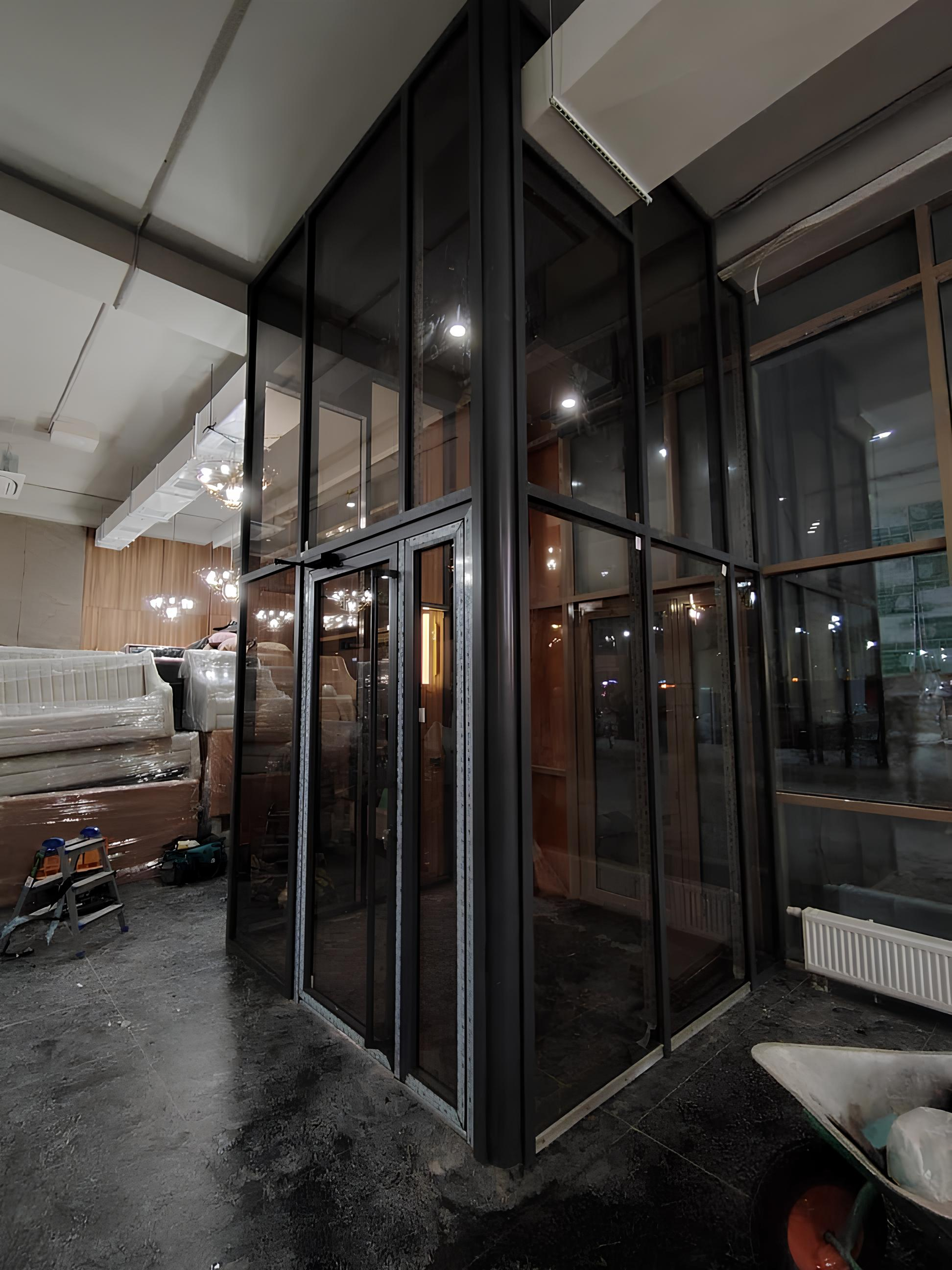 Входные группы и тамбура из алюминиевого профиля